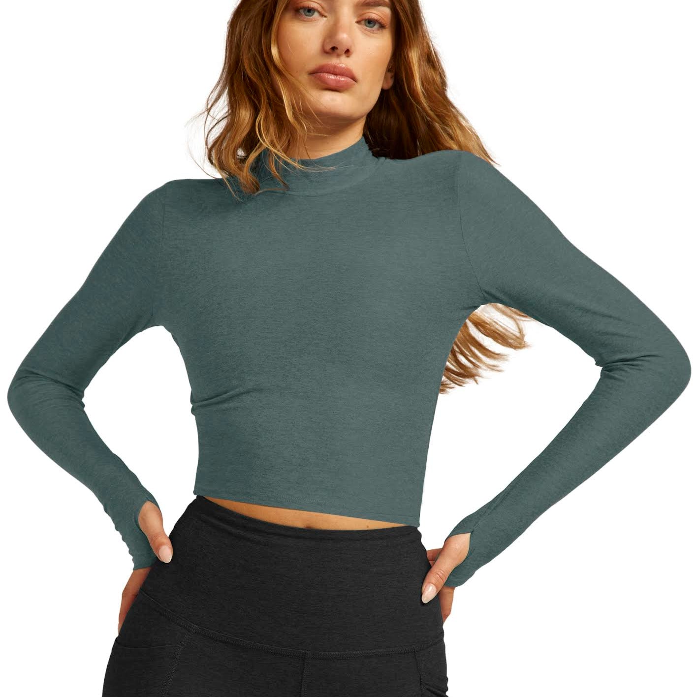 Featherweight Moving on Cropped Pullover