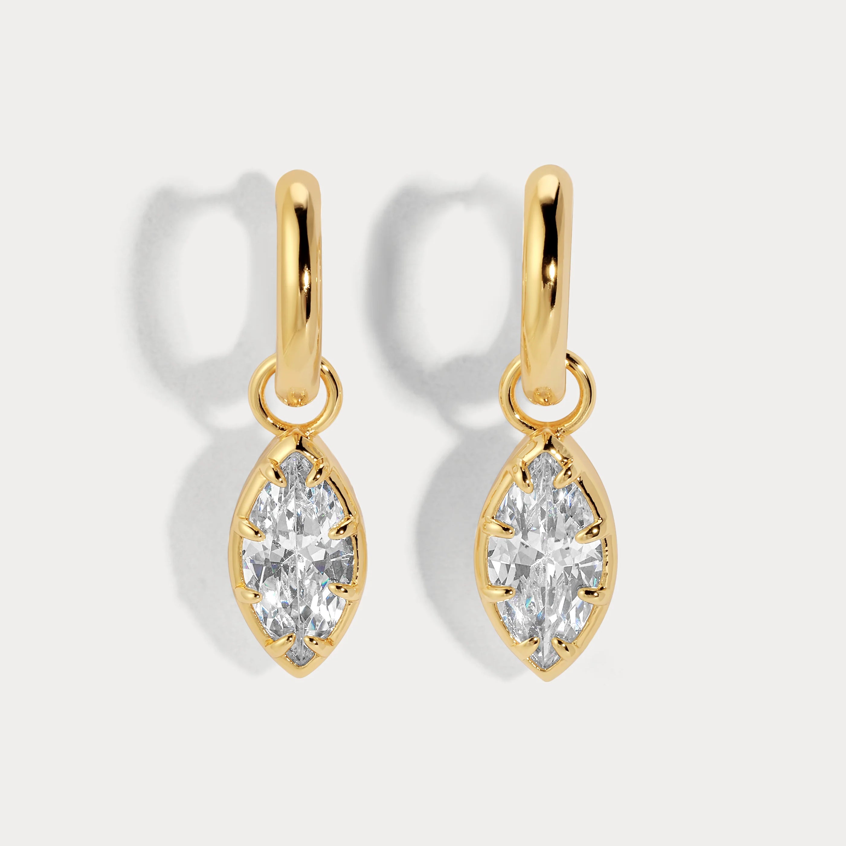 Cleo Marquise Huggies 8MM - Gold